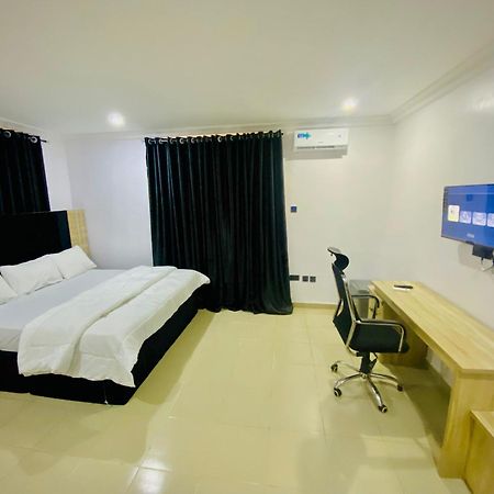 The Stallion Suites Lagos Exterior photo